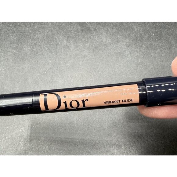 Dior Rouge Graphist lipstick pencil in the shade 004 Vibrant Nude With Box - Picture 10 of 10